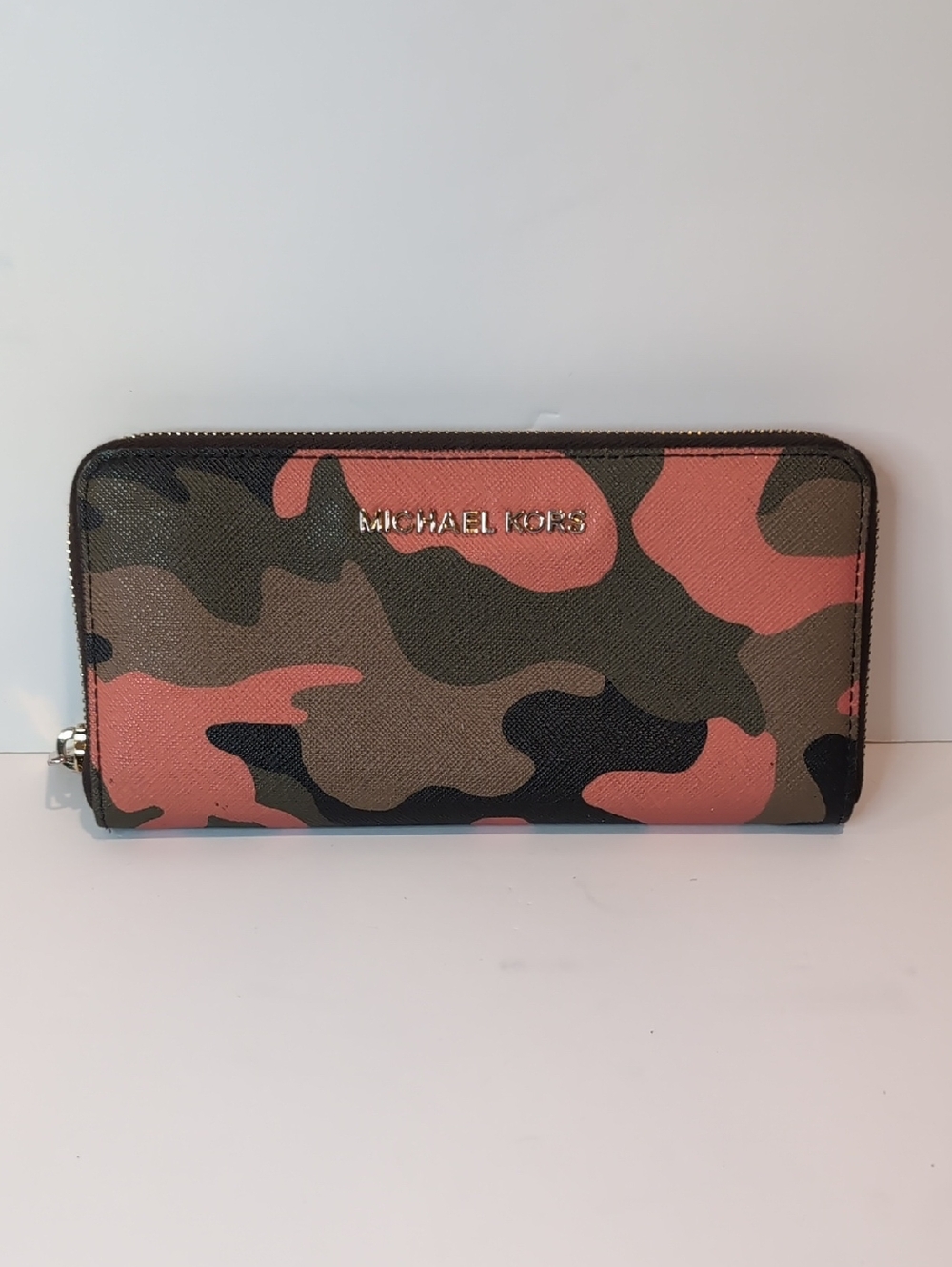 Michael Kors Camo Zip Wallet Saffiano Orange And Olve